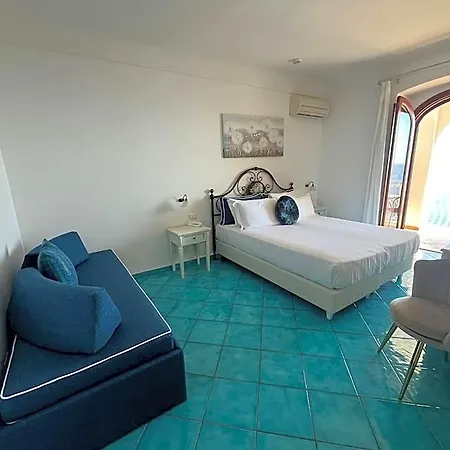 Szálloda Il Gabbiano 4*