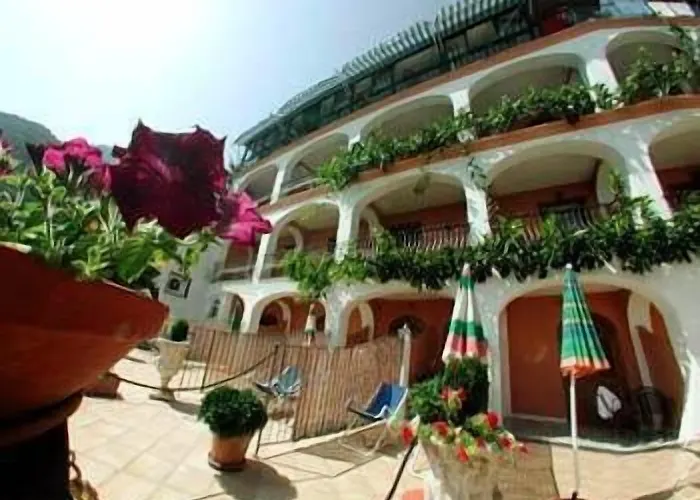 Il Gabbiano ホテル