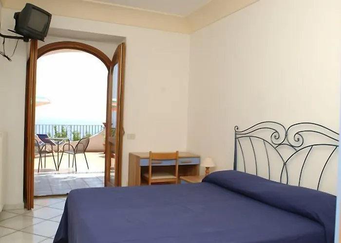 ホテル Il Gabbiano 4*