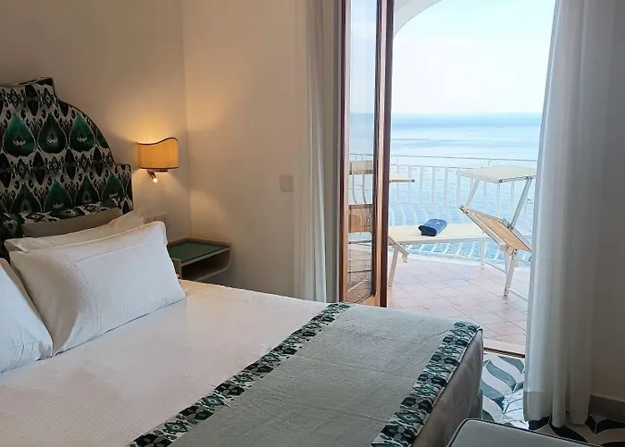 Il Gabbiano 4*