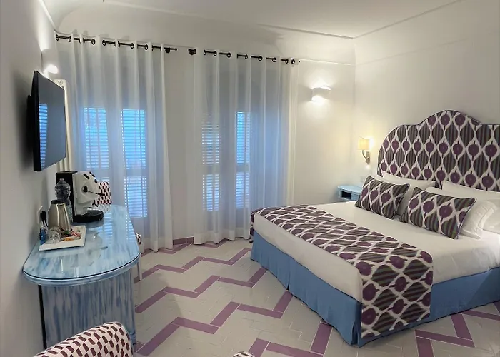 Отель Il Gabbiano Позитано